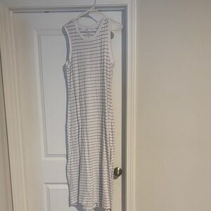 Sleeveless White and Black Striped Maxi Dress